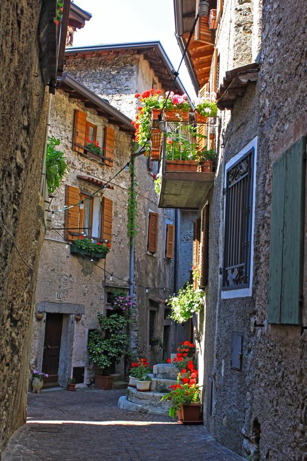 La Rotonda Apartments By Gardadomusmea Tremosine Екстер'єр фото